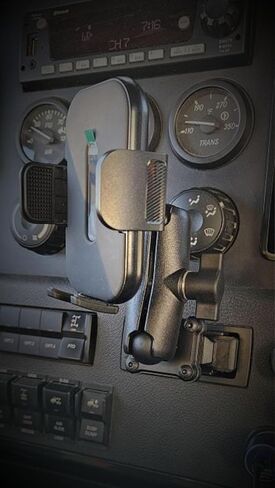 Smash Mount FL, Freightliner Cascadia Phone Holder Kit 2018-2024, 1 inch RAM Compatible or 17mm Ball Phone Mount Setup for Truckers (FL Lite Smash Mount) in Saudi Arabia
