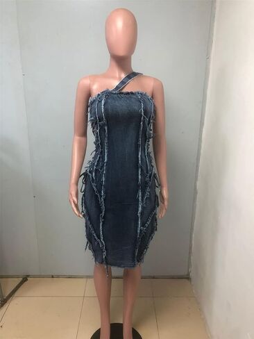 فستان نسائي للحفلات الليلية بأزرار على شكل طية صدر بفتحات متعرجة in Kuwait
