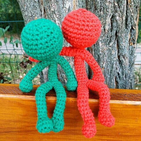 Crocheted Stick Figures, with flexible body, Amigurumi doll, 100% handmade, unique and original gift (green) in Saudi Arabia
