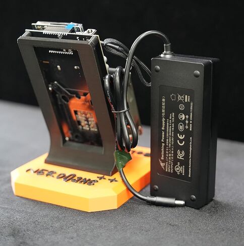 Nerdqaxe ++ Bitcoins Miner 4.8th/S ، 4 قطع BM1370 ASIC SOLO SOLO BTC Miner ، 15J/TH 98W استهلاك الطاقة ، 2.4G WIFI آلة تعدين مفتوحة المصدر (أخضر) in Kuwait