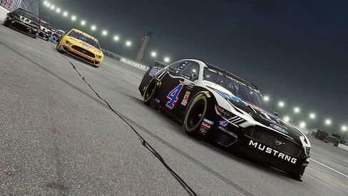 NASCAR HEAT 4 - PlayStation 4 (متجدد) in Saudi Arabia