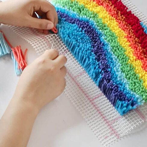 طقم سجادة مزلاج هوك للبالغين من خيوط الكروشيه DIY مع قماش مطبوع بالألوان الأسود نمط القط البساط صنع الحرف التطريز مجموعة ديكور المنزل هدية المهرجان 51 سم × 35 سم in Kuwait