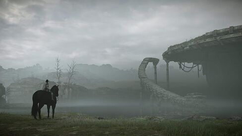 Shadow of the Colossus - PlayStation 4 (Renewed) in Saudi Arabia