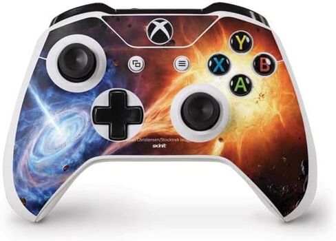 Skinit Skinit Gaming Gaming Continciped مع جهاز التحكم Xbox One S - مرخص رسميًا من نظام Stocktrek Binary System Terbing بالقرب من تصميم ثقب أسود in Saudi Arabia