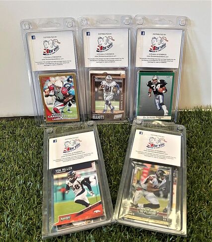NFL Superstar- (50) Card Pack NFL Football Superstars Starter Kit all Different cards. Comes in Custom Souvenir Case! Perfect for the Ultimate Football Fan! by 3bros in Saudi Arabia