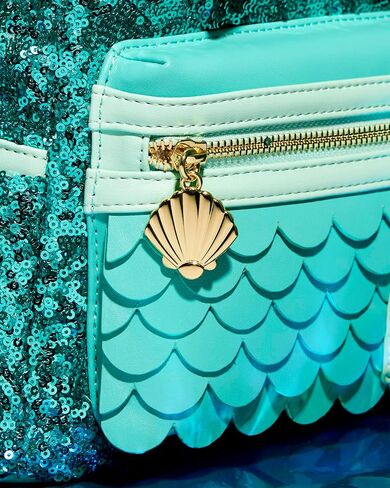 حقيبة ظهر صغيرة من مجموعة Loungefly Disney The Little Mermaid Sequins Collection، حصريًا من Amazon in Saudi Arabia