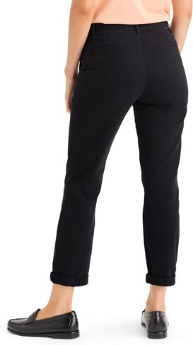 Dockers Women's Slim Fit Weekend Chino Pants in Kuwait