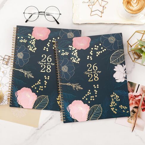 مخطط 2024 - مخطط أسبوعي وشهري 2024 مع صندوق هدايا، يناير 2024 - ديسمبر 2024، مخطط 2024، ورق سميك 8 × 10 بوصة، جيب خلفي مع 15 صفحة ملاحظات + 12 علامة تبويب شهرية in Kuwait