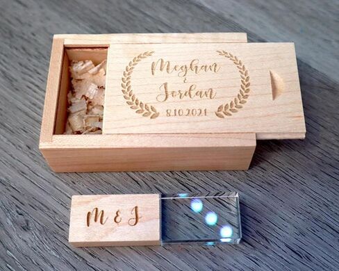 Custom Logo Text 32GB 64GB USB Drive with Box. Wedding Usb, 32GB Wooden Thumb drive, Personalized Usb, Flash Drive, Usb Stick Special Design in Saudi Arabia
