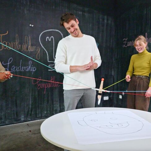 XXL String Puller Team Team Building Game Game Game Game Game Game Game Game (ما يصل إلى 20 شخصًا) in Saudi Arabia