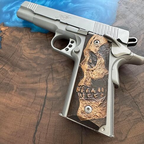 Shadowskull grips compatible with 1911 full size in Saudi Arabia