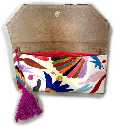 Clutch Bag "Juana", made by Jühue Artesanal, handmade bag made in Mexico, Multicolor Clutch bag, Hand embroidery, unique piece, Embroidered clutch bag, Mexican embroidery, Made in Mexico in Saudi Arabia
