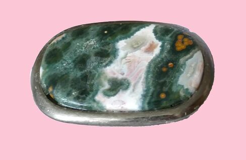 Oceon Jasper Is set in a Silver-Tone Belt Buckle in Saudi Arabia