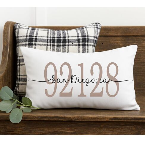 وسادة عنوان مخصصة مخصصة الرمز البريدي City Lumbar Pillow لمدخل مقعد Housewarming House House Elining Home Home Gift in Kuwait