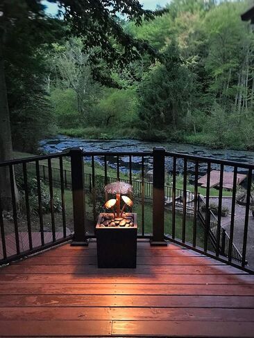 Copper Metal LED Landscape Light with One Large Mushroom Cap in Saudi Arabia