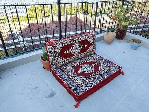 Loveseats ، أريكة مقطعية ، مجموعة جلوس للأريكة العربية ، أريكة البليت ، وسائد الأرضية ، أريكة الأرضية التركية ، المجلس العربي ، تصميم سجادة كيليم (مارون) in Kuwait