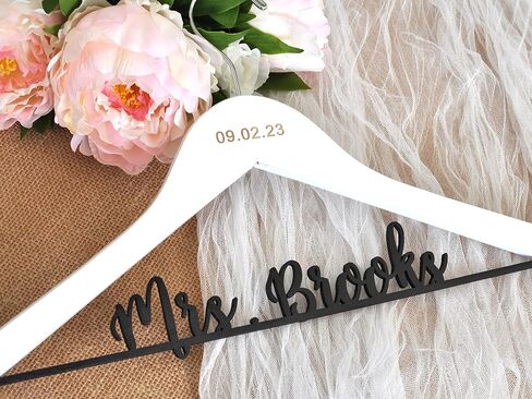 Bridal gift/bride hanger/wedding hanger/personalized bridal hanger/bridal shower decoration/DIY customization （Wood engraving letter） in Saudi Arabia