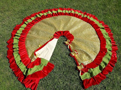White Christmas Tree Skirt 36'' To 100 '' Extra LArge 3 Layer Green and Red Velvet Ruffled Tree Skirt Cottage Chic WhiteTree Decor in Kuwait
