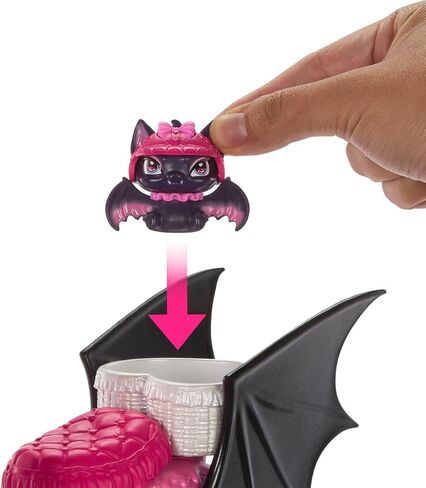 Draculaura و Scooter Monster Hig in Saudi Arabia