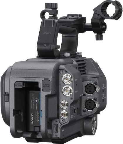 نظام كاميرا سوني PXW-FX9K XDCAM 6K كامل الإطار مع عدسة 28-135 مم f/4 G OSS PXW-FX9VK، شاشة 4K، ميكروفون NTG1، بطاقة ذاكرة 2 × 120 جيجابايت، 3 بطاريات BP-U35، حقيبة، ضوء LED، و أكثر in Saudi Arabia