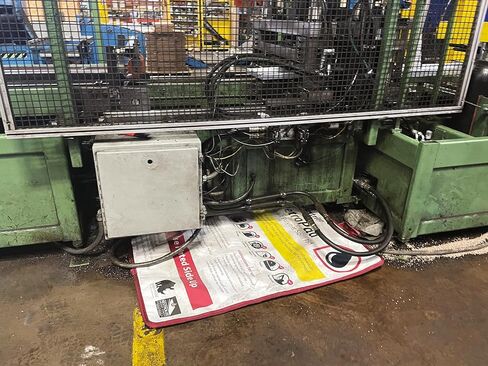 Justrite PetroPad 11.7 Gallon Capacity Oil Absorbent Pads, 85" x 53", Eco-Friendly Washable and Reusable Absorbent Oil Mat for Indoor and Outdoor Use, XX-Large, 83990 in Kuwait