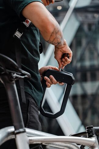 Hiplok D1000 للجنسين U-Lock منطقة إغلاق سوداء بالكامل 15.5 سم × 9.2 سم in Saudi Arabia