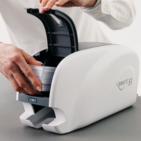 IDP Smart -31 Series ID Bundle Duplex Printer مع كاميرا USB والبرامج والأدلة والأدلة - تشمل شريط ألوان YMCKOK من 200 طبقة و 100 بطاقات بلاستيكية PVC - الآن مع SmartMark Security in Kuwait