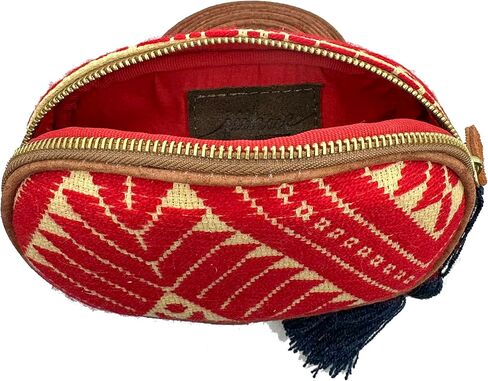 Fanny Pack "Eugenia", made by Jühue Artesanal, handmade fanny bag made in Mexico, Red fanny bag, embroidered fanny bag, Mexican embroidery, Waist bag, embroidery waist bag, Embroidery waist bag in Saudi Arabia