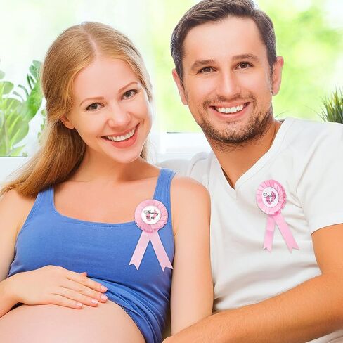 ويلبوند 2 قطع أبي وأمك ليكونا دبوس شارة الصفيحات ، وتكشف بين الجنسين لصالح الحفلة ، ودبابيس زر الوردة مع الشريط ، وهدايا أبي جديدة للاحتفال بحفل استحمام الطفل (الوردي) in Saudi Arabia