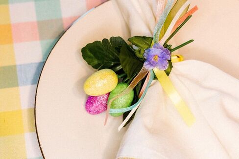 Easter Eggs Spring Napkin Rings & Yellow Flowers table decor decorations - Set of 6 in Saudi Arabia