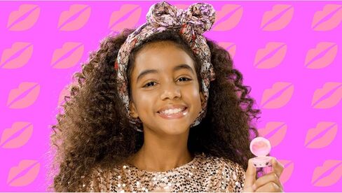 مكياج NUM NOMS Mystery مع مستحضرات التجميل المخفية في الداخل ، متعدد الألوان in Kuwait