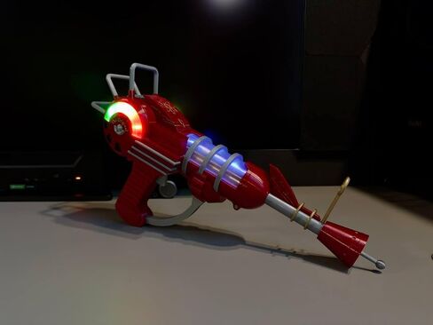 Ray Gun Mk1 مع مصابيح LED ، Prop Prop نسخة طبق الأصل من كود كوزبلاي الدعامة القابلة للتحصيل (مع حامل) in Saudi Arabia