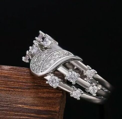 رائع 1 CT Round Round Diamond Wings Wings خاتم الزفاف-مذهلة 14K أبيض الذهب المطلي الفضة الجنيه-الذكرى اليدوية والقابلة للتخصيص أو اقتراح هدية لها in Saudi Arabia