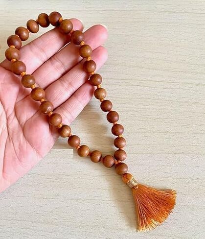 Sandalwood Mala Bracelet 27 beads Prayer Mala Wrist Rosary, India Womens Mens Armband, Yoga Meditation Bracelet Buddhist Prayer beads Mala in Saudi Arabia