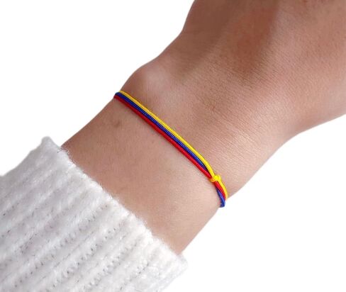 سوار كولومبيا الرقيق ، Pulsera de Colombia ، سوار الكولومبي ، سوار العلم الكولومبي ، المجوهرات الكولومبية ، سوار أحمر أزرق باللون الأحمر ، برازاليت دي كولومبيا. in Saudi Arabia