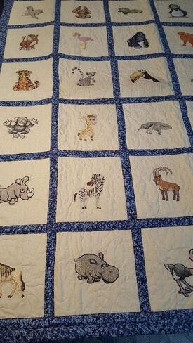 Zoo Crib/Lap Blanket 33 × 49 بوصة in Saudi Arabia