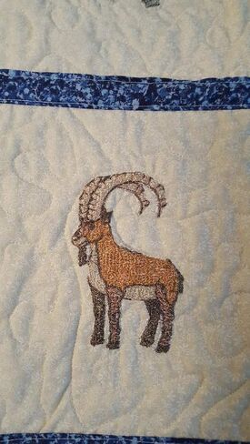 Zoo Crib/Lap Blanket 33 × 49 بوصة in Saudi Arabia