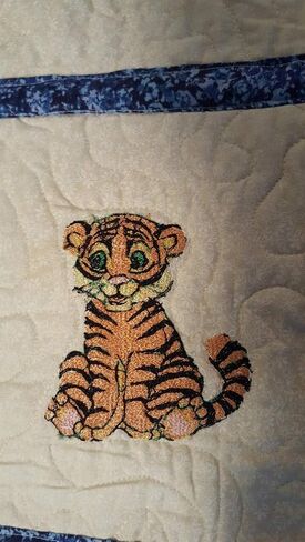 Zoo Crib/Lap Blanket 33 × 49 بوصة in Saudi Arabia