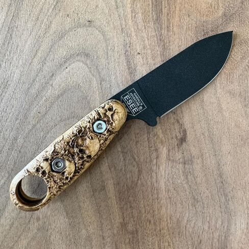 GraveGuard يتوافق/موازين متوافق مع Ka-Bar Becker BK-14 Eskabar in Saudi Arabia