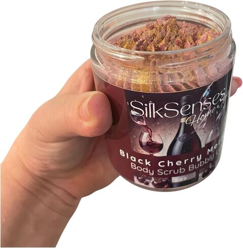 Luxurius Black Cherry Merlot Foamy Body Scrub ، فرح في جرة ، مصنوعة يدويًا على دفعات صغيرة ، مفضلة للعميل ، لطيفة على الجلد ، روائح مذهلة in Saudi Arabia