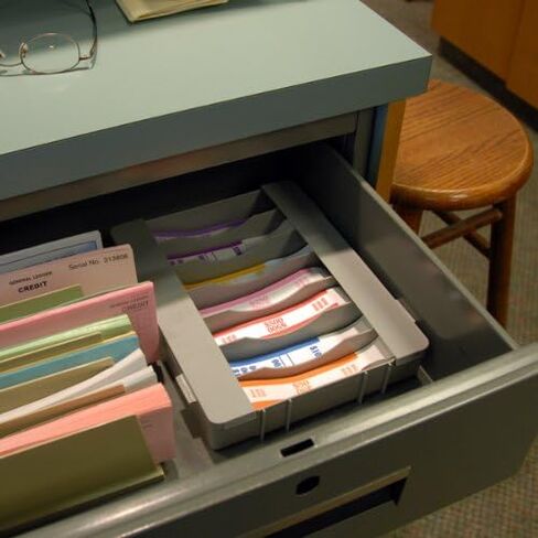 EZ-Strap Currency Strap Organizer (Gray) in Saudi Arabia
