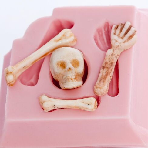 Small Skeleton Skull Silicone Mold Food Safe Fondant, Chocolate, Candy, Resin, Polymer Clay Mold. Flexible easy to use. in Saudi Arabia