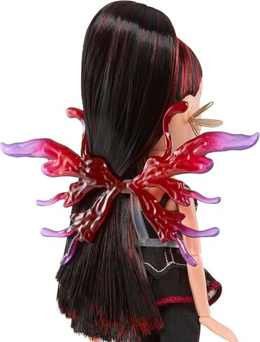 Bratz Fashion Pixiez Lina Dollible Fantasy Doll مع أزياء وملحقات حقيقية in Kuwait