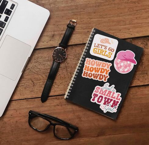 ملصق Howdy Southern لـ Hydroflask - شارات الكمبيوتر المحمول اللطيفة - ديسكو رعاة البقر ، آخر رواية العازبة حفلات حفلة in Saudi Arabia