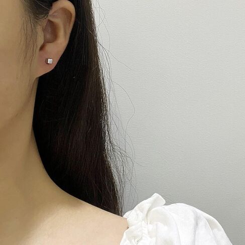 Screw Back 925 Sterling Silver Tiny Cross Earrings Studs in Kuwait