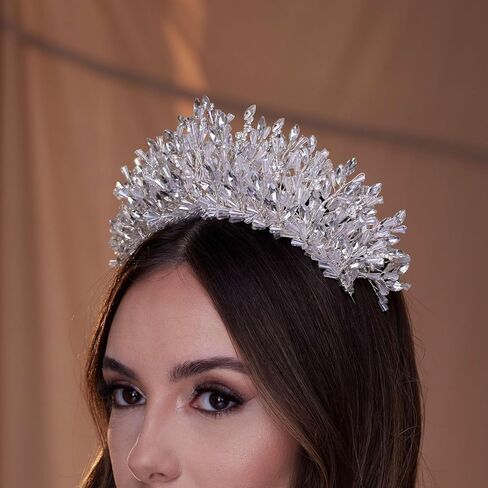 Crystal Rhinestone Tiara in Saudi Arabia