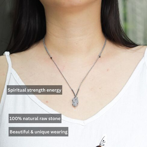 Handmade Celestite Macramé Necklace – Raw Celestine Crystal Pendant Jewelry, Adjustable Cord, Unique Gift for Women & Men in Saudi Arabia