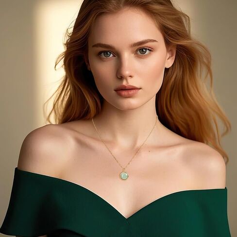 Exquisite Green Jade Necklace with Gold Frame – Unique Round Pendant Jade Jewelry for Women & Stylish Green and Gold Necklace Gift in Saudi Arabia