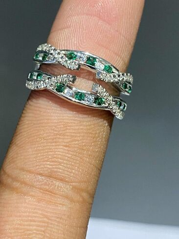 1.00 CT REOW GREEN GREEN EMERANSER REP RING ، 14K WHITE GOLD FILD ، STERLING SILVER (WIDE ، 5) in Saudi Arabia