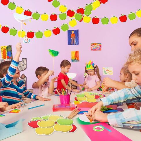 4 PCS Apple Back to School Banner Fall Festival Apple Garland لليوم الأول من المدرسة السعيد ديكور الحصاد الحزب الخريف منزل معلقة in Saudi Arabia